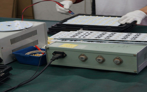 Sunshine Opto-electronics Enterprise Co.,ltd dây chuyền sản xuất của nhà sản xuất