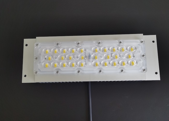 7070 SMD 28 LED Street Light Module 158X103 DEGREE Outdoor Light Lens With Heatsink
