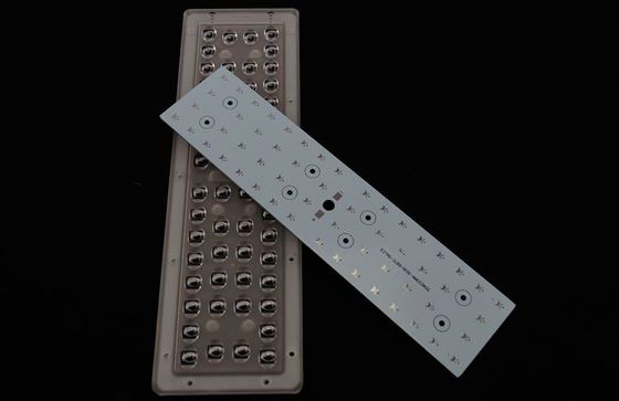 Ống kính LED quang học bằng vật liệu PC với mảng 56W và nhiều góc chùm tia cho đèn đường LED và đèn đường